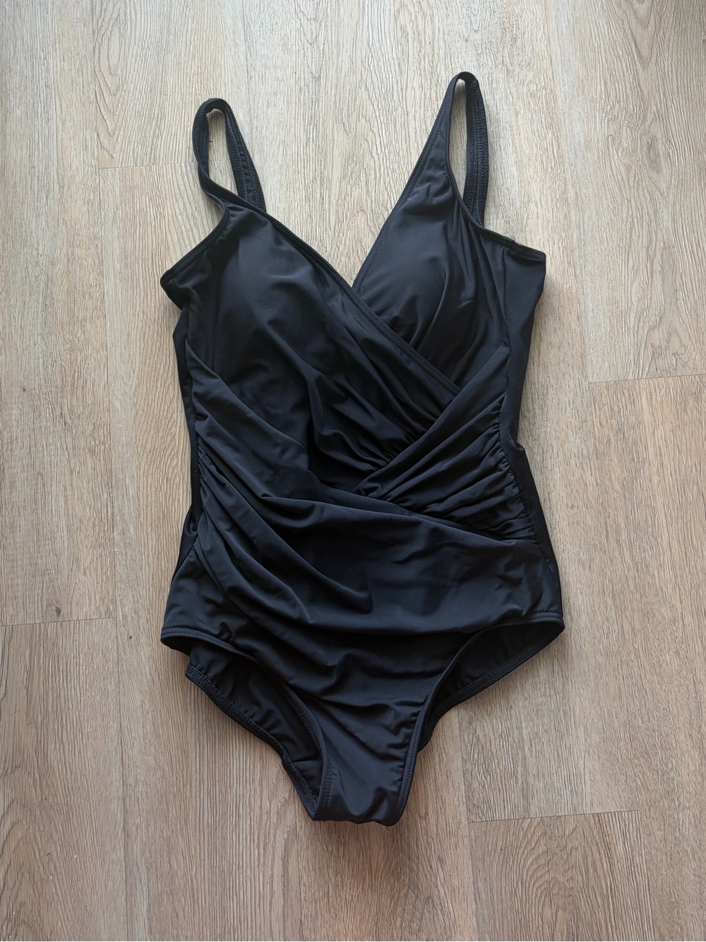 Miraclesuit One-Piece Swimsuit Black Ruched Padded 14